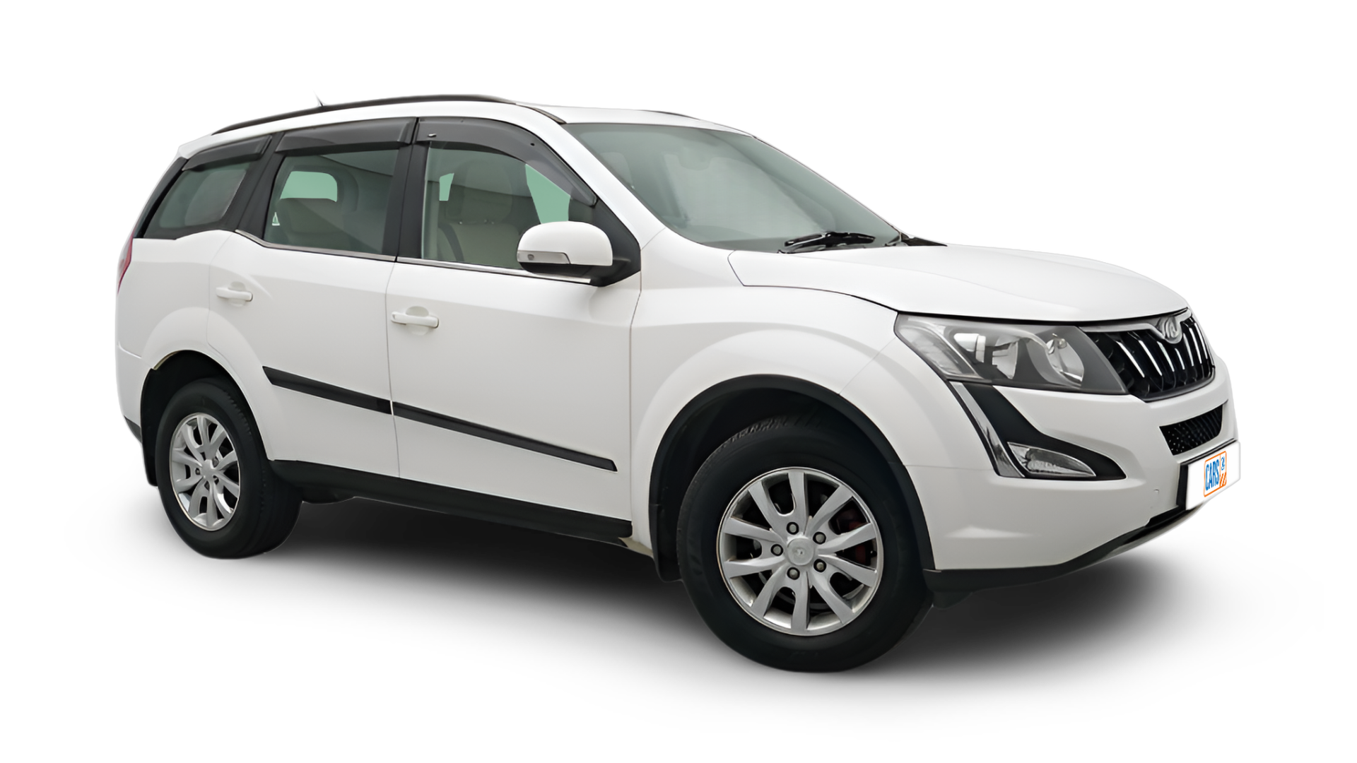 Mahindra XUV500-img